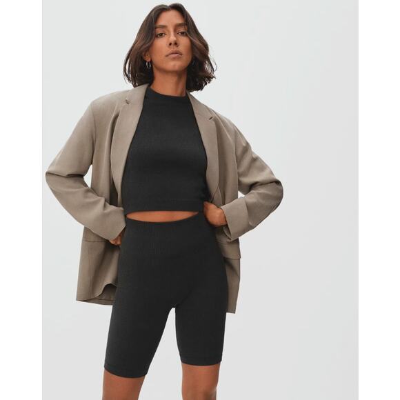 EVERLANE Womens Seamless Bike Shorts Black XS S Pull-On Stretch High Rise NWT - Picture 1 of 10